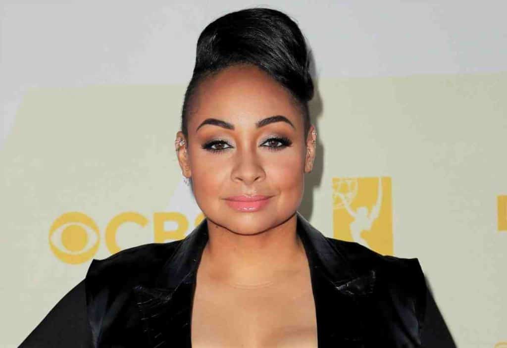 Raven Symone Measurements, Bio, Height, Weight, Shoe and FAQs!