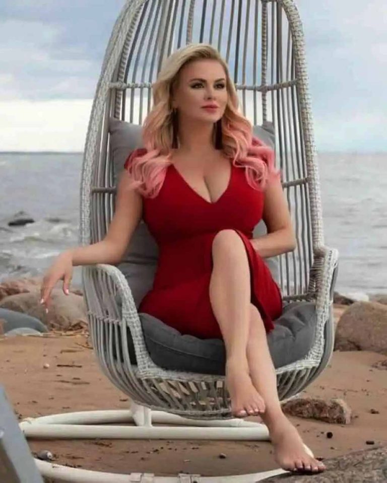 Anna Semenovich Measurements Biography Height Shoe Instagram And More 0696